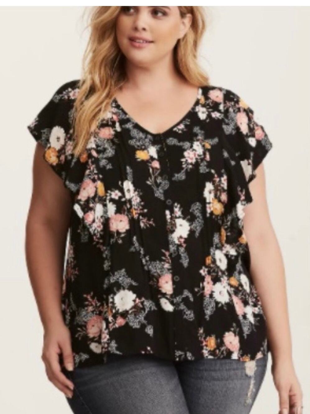 Torrid Flutter Sleeve Top Womens Size 2X Black Floral V-Neck Pintucked Blouse